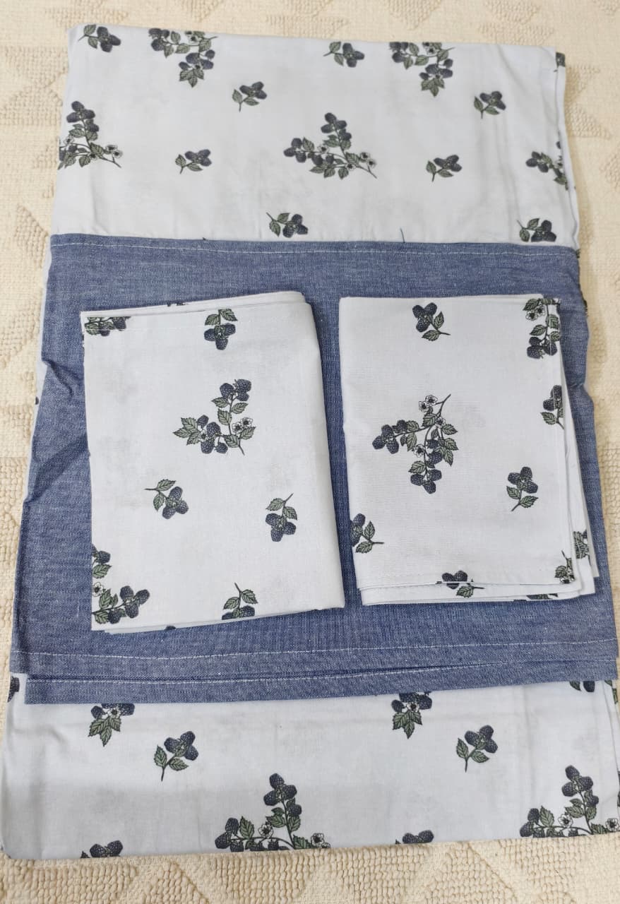 Queen Border Bedsheet
