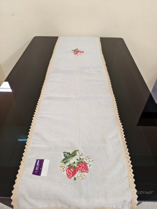 Table Runner 6 seater