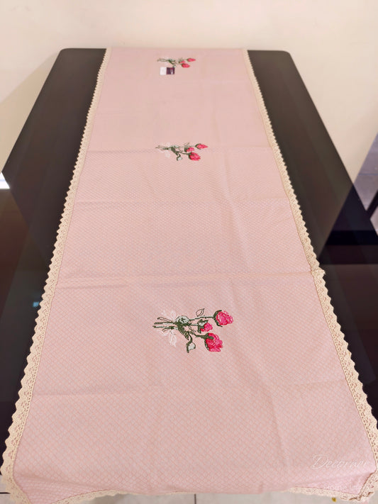 Table Runner 4 seater