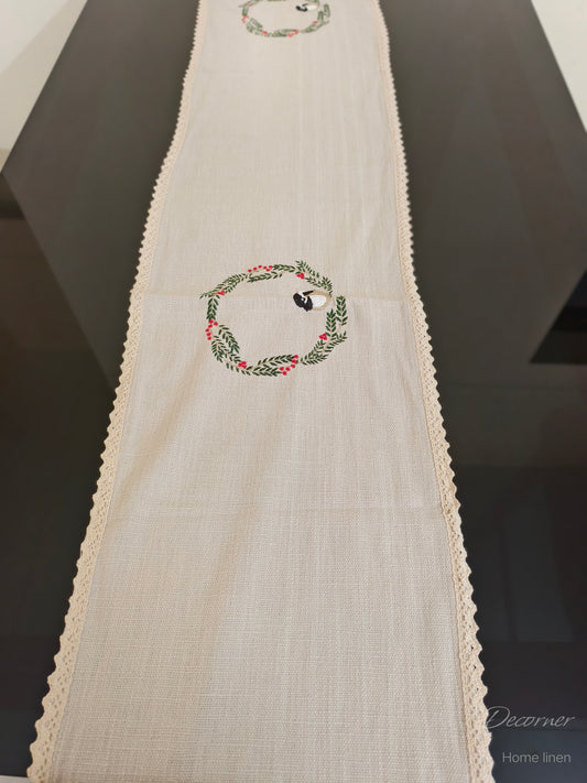 Table Runner 6 seater