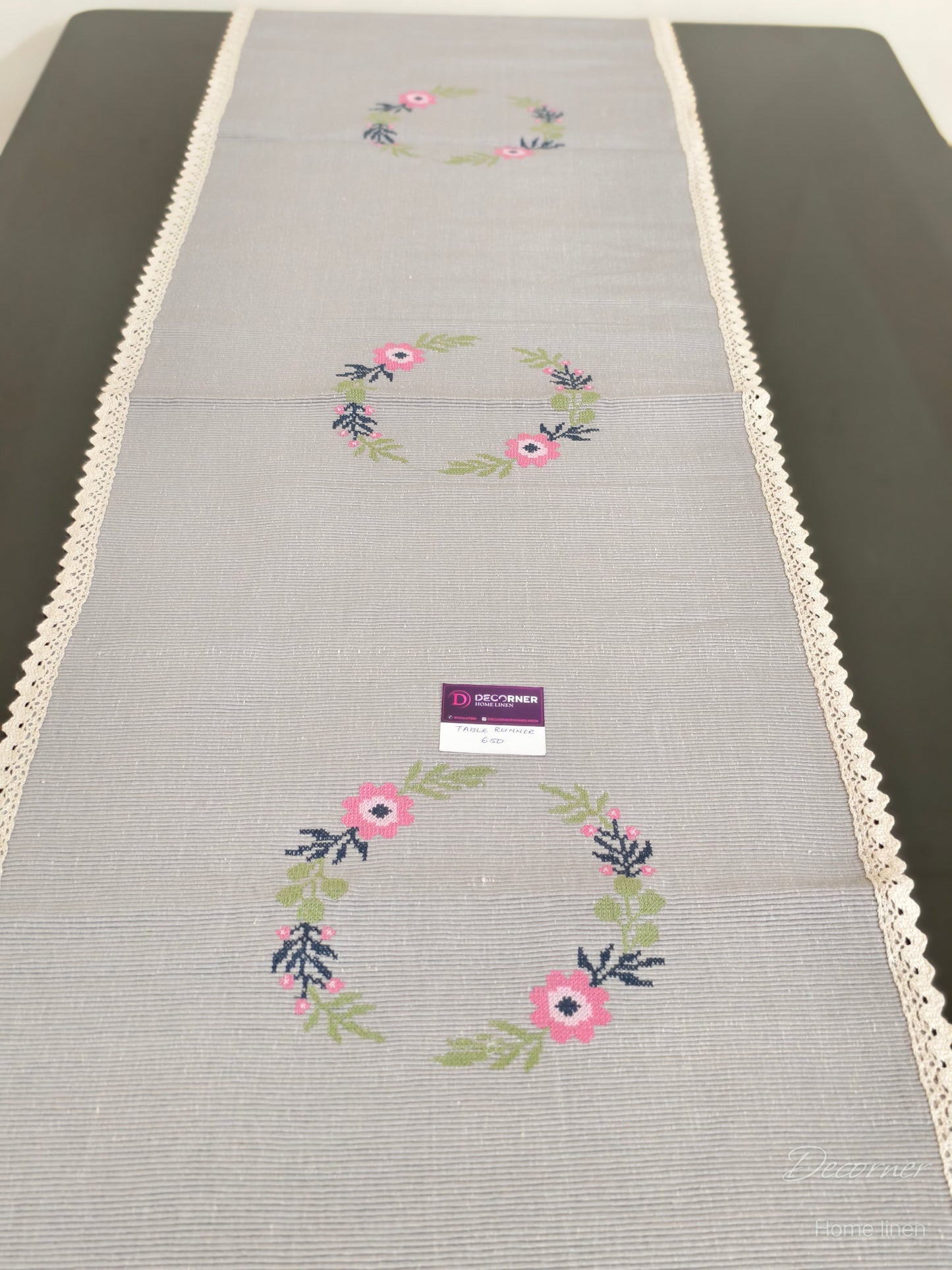 Table Runner 4 seater