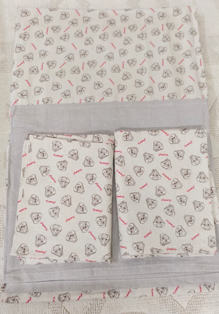 Queen Border Bedsheet