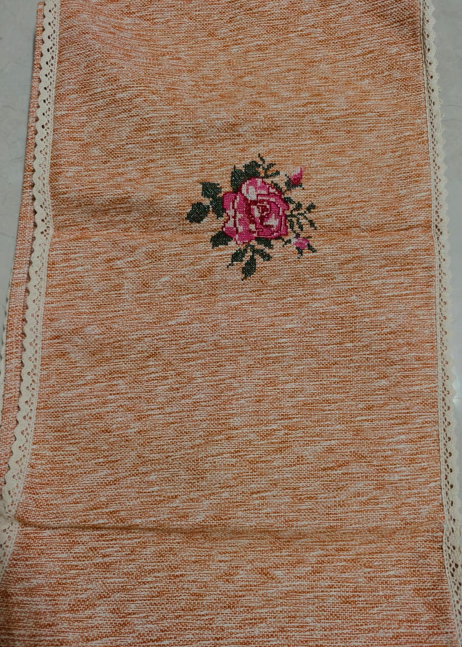Table Runner 6 seater